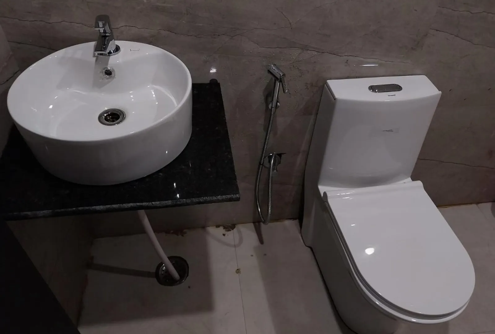 Hotel Grs Palace Varanasi