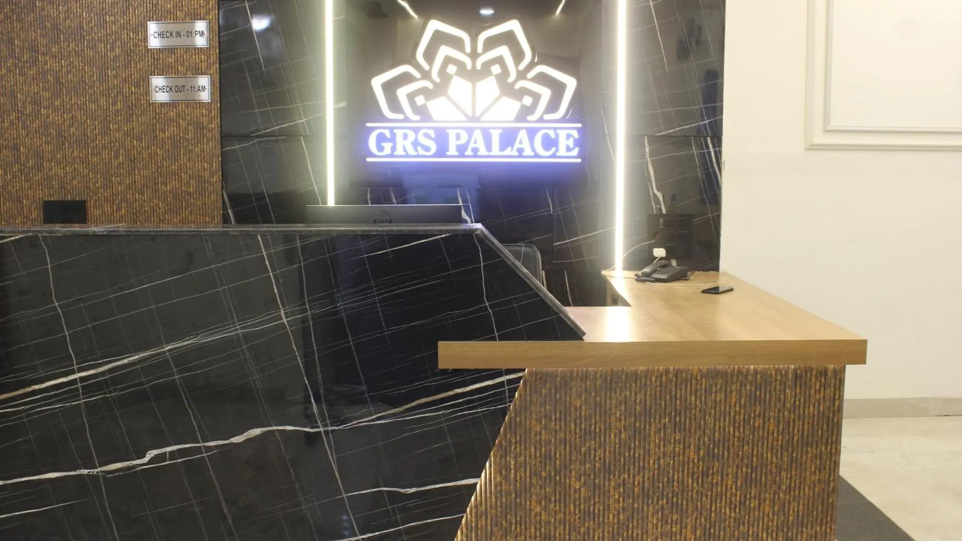 Hotel Grs Palace Varanasi 3*,  Indien